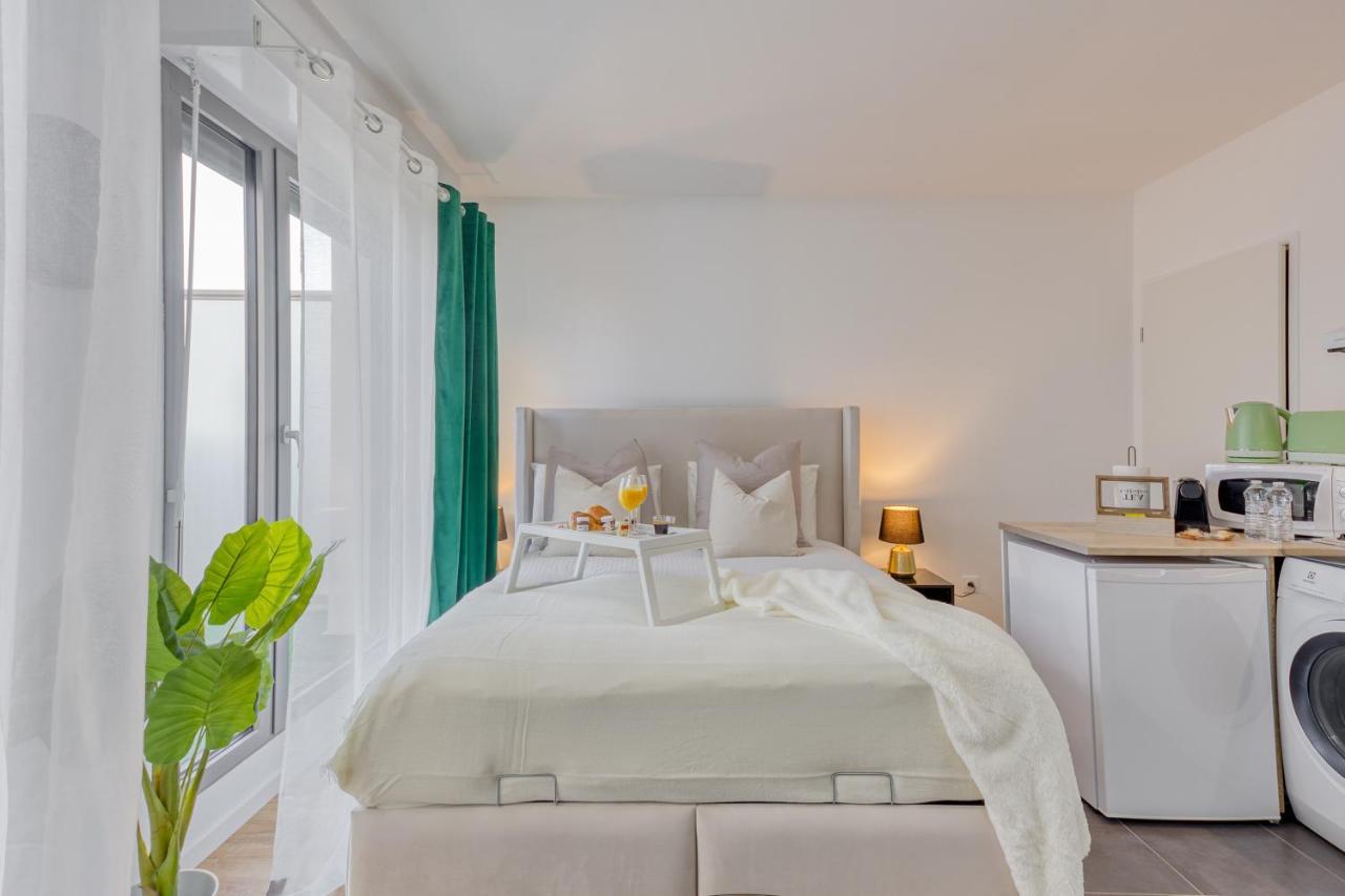 Cinema Moon Luxury - Gare 3Min - Proche Paris Apartment Massy  Exterior photo